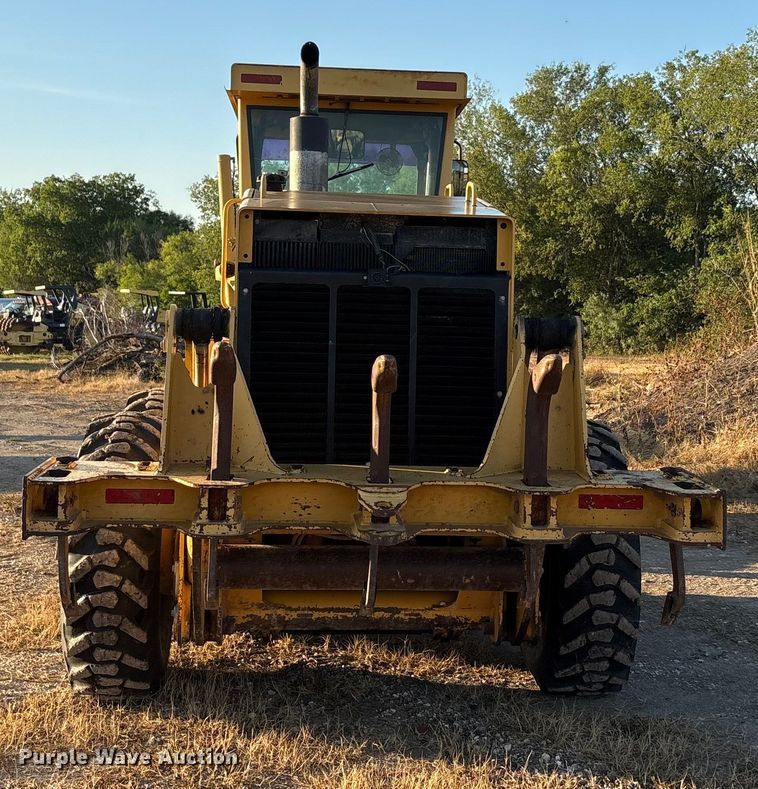 image for item ED5858 2000 John Deere 670CH motor grader