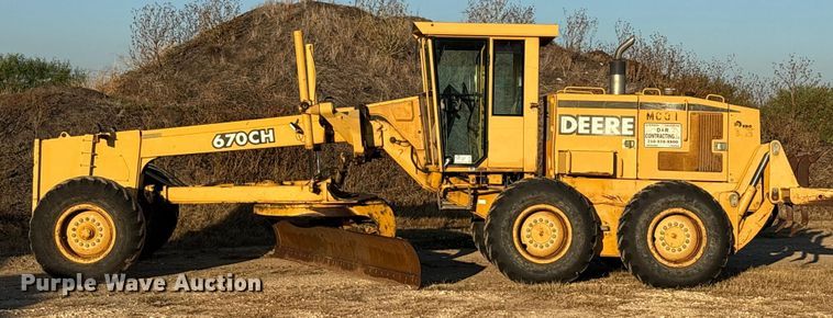 image for item ED5858 2000 John Deere 670CH motor grader