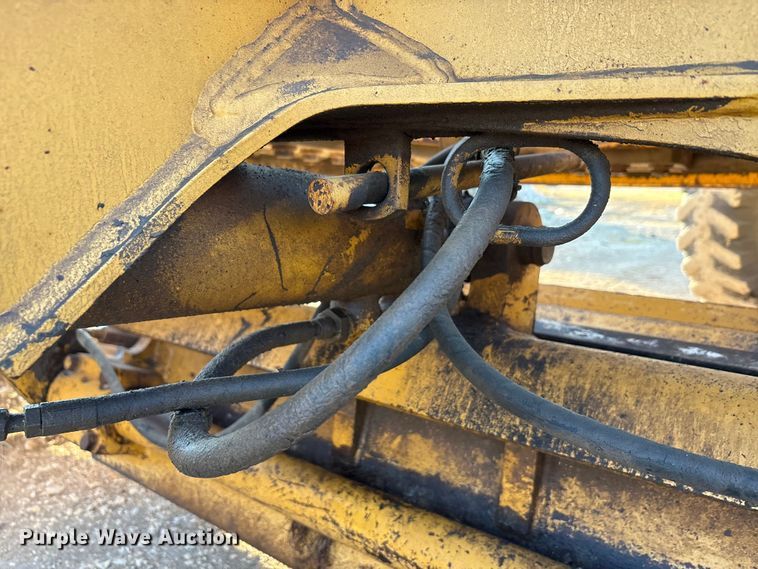 image for item ED5858 2000 John Deere 670CH motor grader