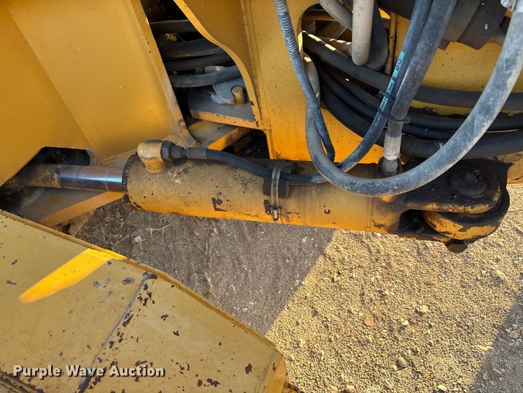 image for item ED5858 2000 John Deere 670CH motor grader