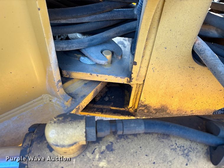 image for item ED5858 2000 John Deere 670CH motor grader