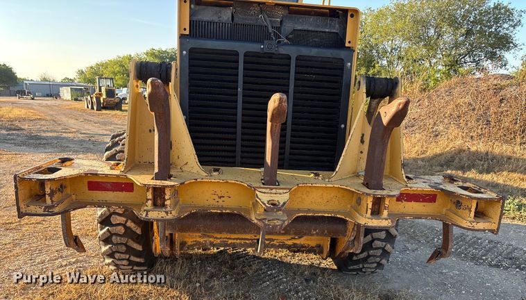 image for item ED5858 2000 John Deere 670CH motor grader