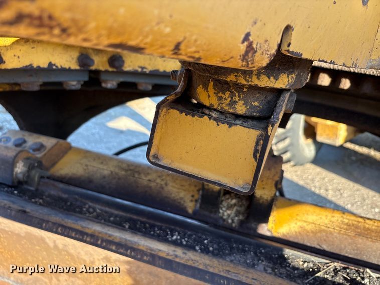 image for item ED5858 2000 John Deere 670CH motor grader