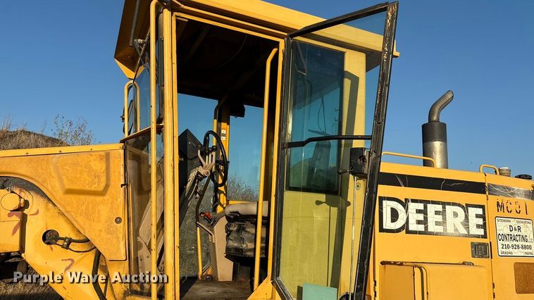 image for item ED5858 2000 John Deere 670CH motor grader