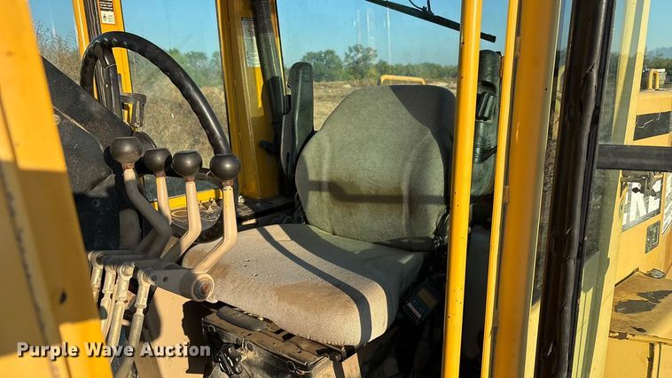 image for item ED5858 2000 John Deere 670CH motor grader