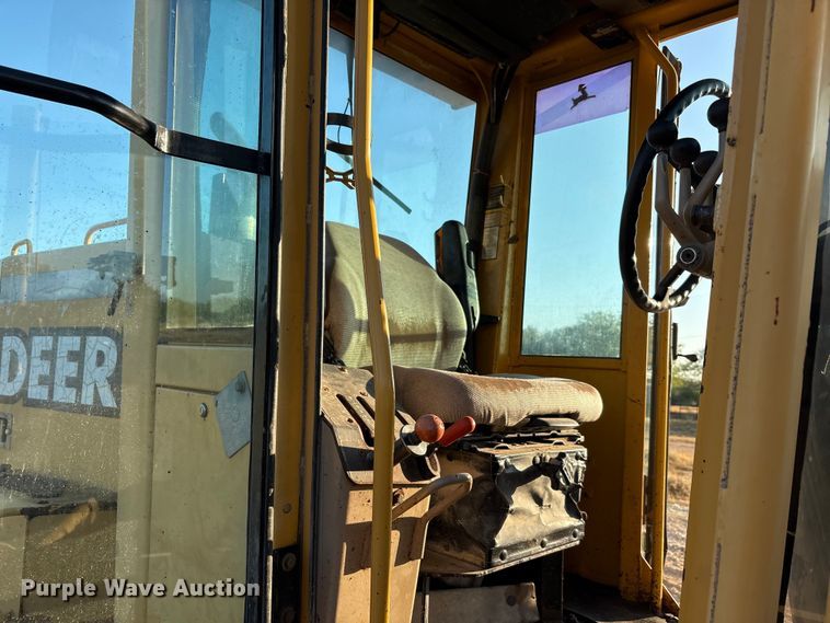 image for item ED5858 2000 John Deere 670CH motor grader