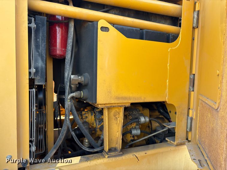 image for item ED5858 2000 John Deere 670CH motor grader