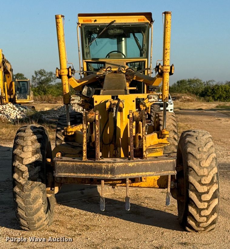 MOTOCONFORMADORA JOHN DEERE 670B 1995
