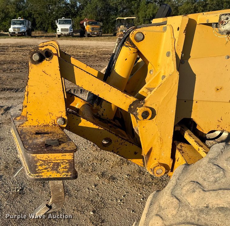 image for item ED5859 1995 John Deere 670B motor grader