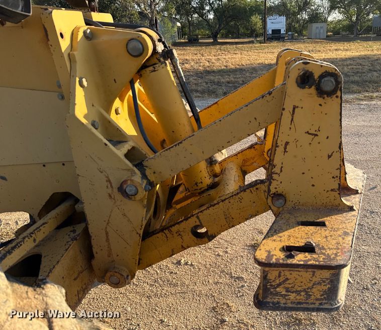 image for item ED5859 1995 John Deere 670B motor grader