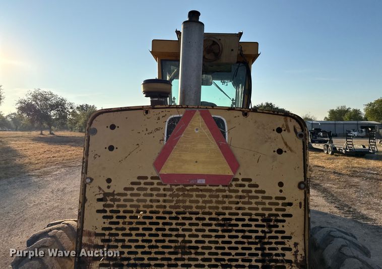 image for item ED5859 1995 John Deere 670B motor grader