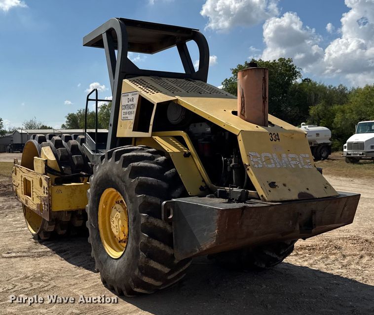 image for item ED5860 1999 Bomag BW 213 PDH single drum vibratory roller