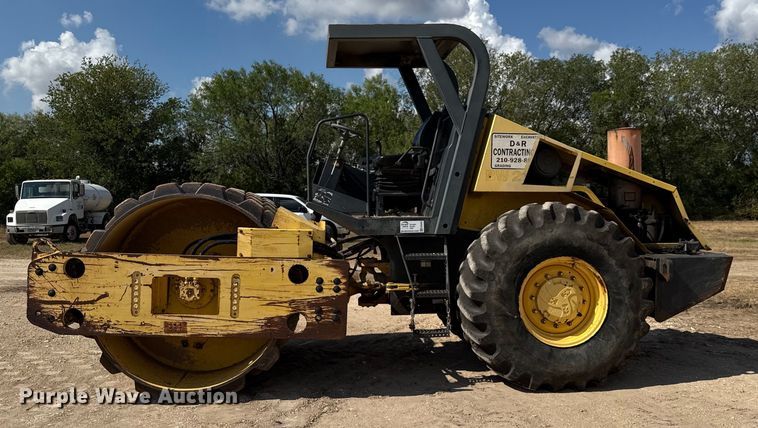 image for item ED5860 1999 Bomag BW 213 PDH single drum vibratory roller