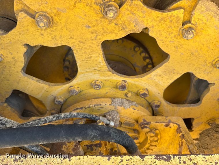 image for item ED5860 1999 Bomag BW 213 PDH single drum vibratory roller