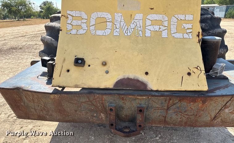 image for item ED5860 1999 Bomag BW 213 PDH single drum vibratory roller