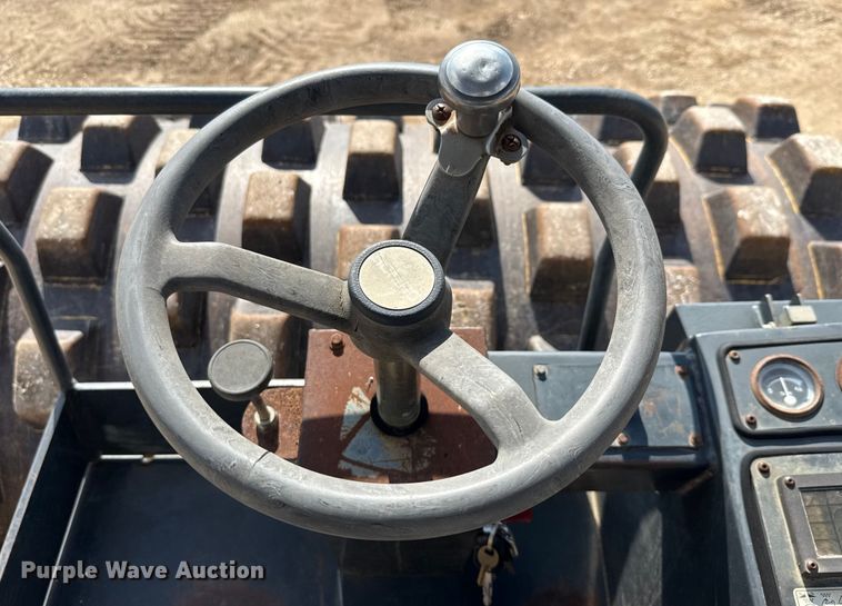 image for item ED5860 1999 Bomag BW 213 PDH single drum vibratory roller