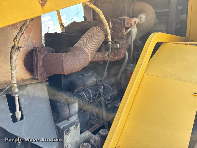 image for item ED5860 1999 Bomag BW 213 PDH single drum vibratory roller