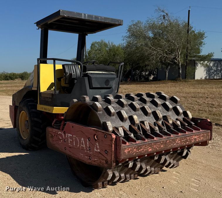 COMPACTADOR 2000 DYNAPAC CA152PD