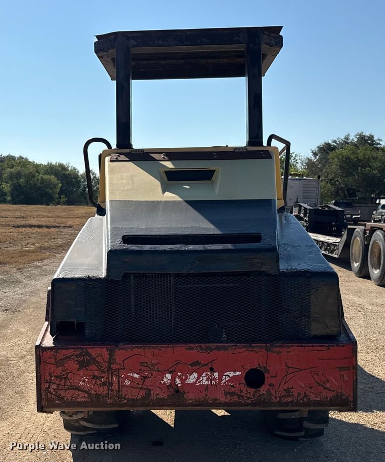 image for item ED5861 2000 Dynapac CA152PD single drum vibratory roller