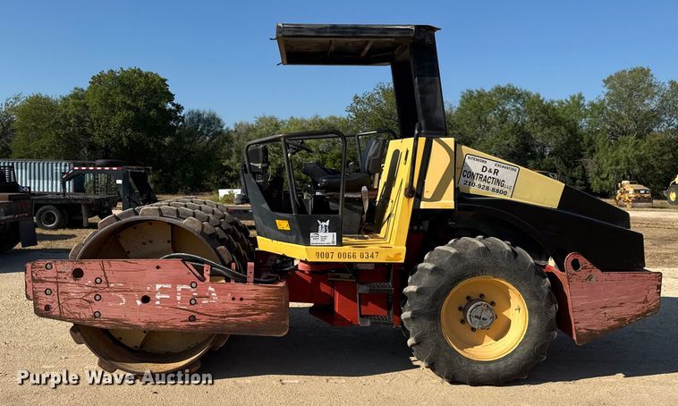 image for item ED5861 2000 Dynapac CA152PD single drum vibratory roller