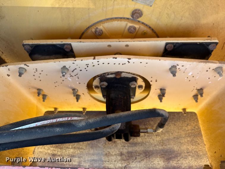 image for item ED5861 2000 Dynapac CA152PD single drum vibratory roller