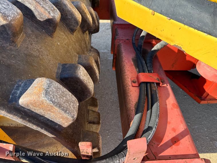 image for item ED5861 2000 Dynapac CA152PD single drum vibratory roller