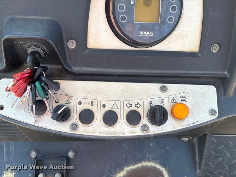 image for item ED5862 2012 Bomag BW177PDH single drum vibratory roller