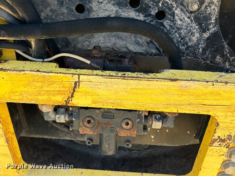 image for item ED5863 Bomag BW177DH-40 single drum vibratory roller