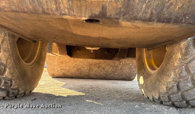 image for item ED5863 Bomag BW177DH-40 single drum vibratory roller