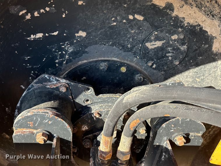 image for item ED5863 Bomag BW177DH-40 single drum vibratory roller