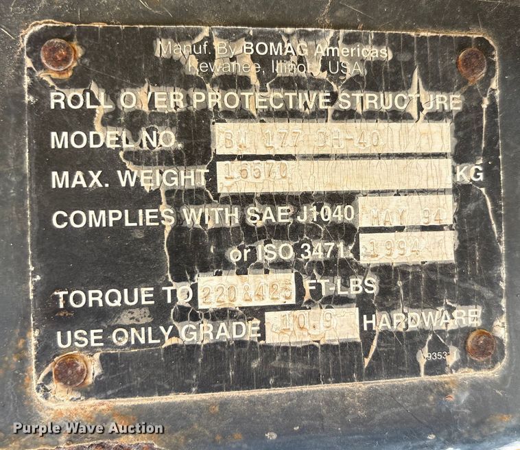 image for item ED5863 Bomag BW177DH-40 single drum vibratory roller