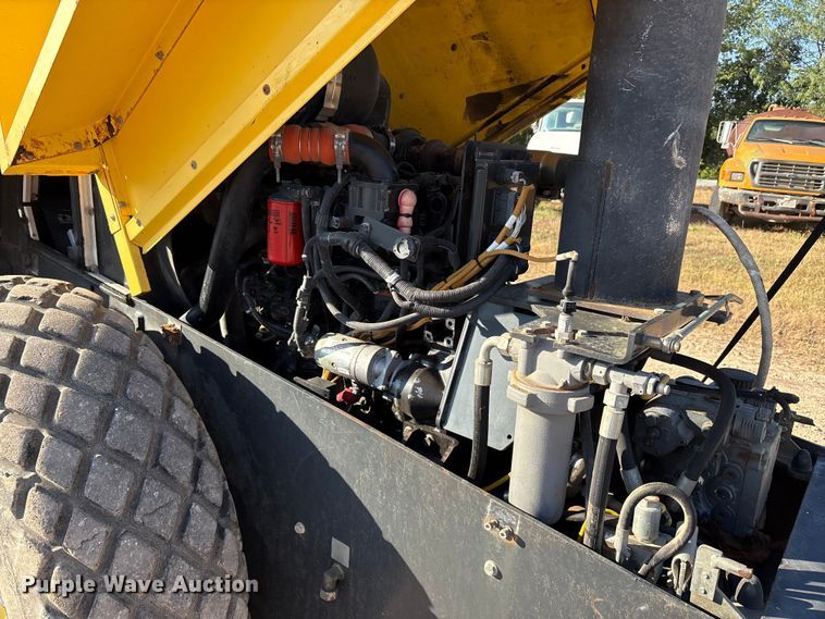 image for item ED5863 Bomag BW177DH-40 single drum vibratory roller