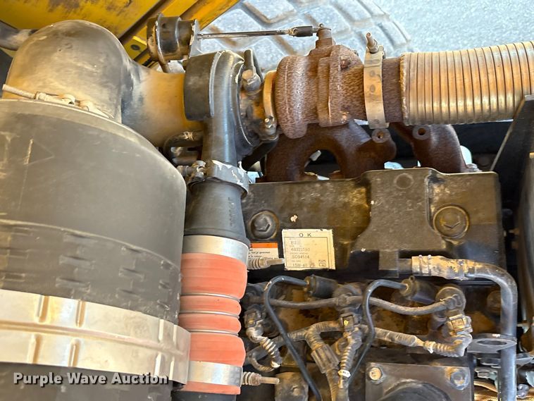 image for item ED5863 Bomag BW177DH-40 single drum vibratory roller