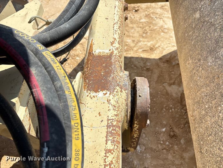 image for item ED5864 2004 Ingersoll Rand SD-45D single drum vibratory roller