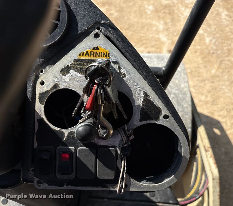 image for item ED5864 2004 Ingersoll Rand SD-45D single drum vibratory roller