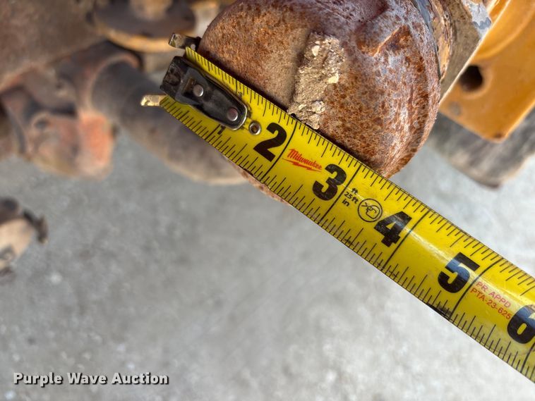 image for item ED5866 2000 Ford F650 tank truck