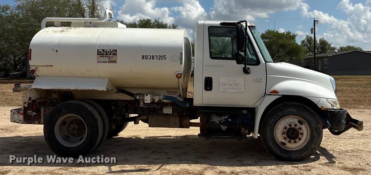 image for item ED5868 2007 International 4300 water truck