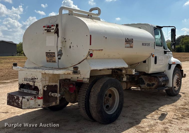 image for item ED5868 2007 International 4300 water truck