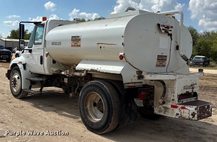 image for item ED5868 2007 International 4300 water truck