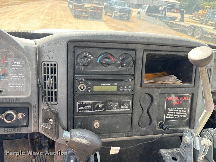 image for item ED5868 2007 International 4300 water truck