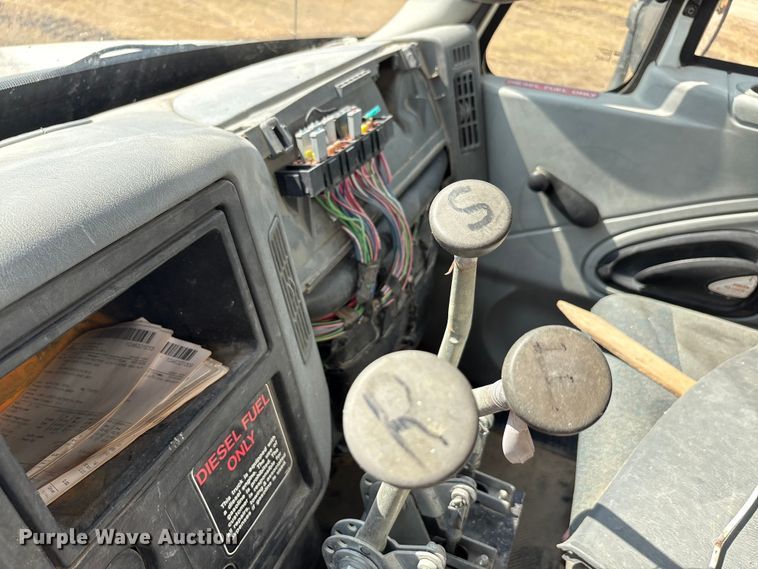 image for item ED5868 2007 International 4300 water truck