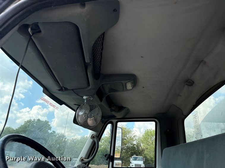 image for item ED5868 2007 International 4300 water truck