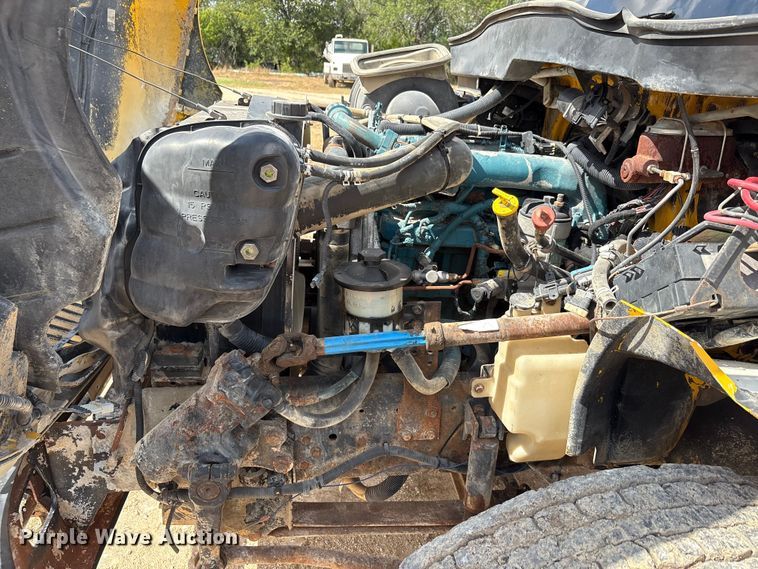 image for item ED5868 2007 International 4300 water truck