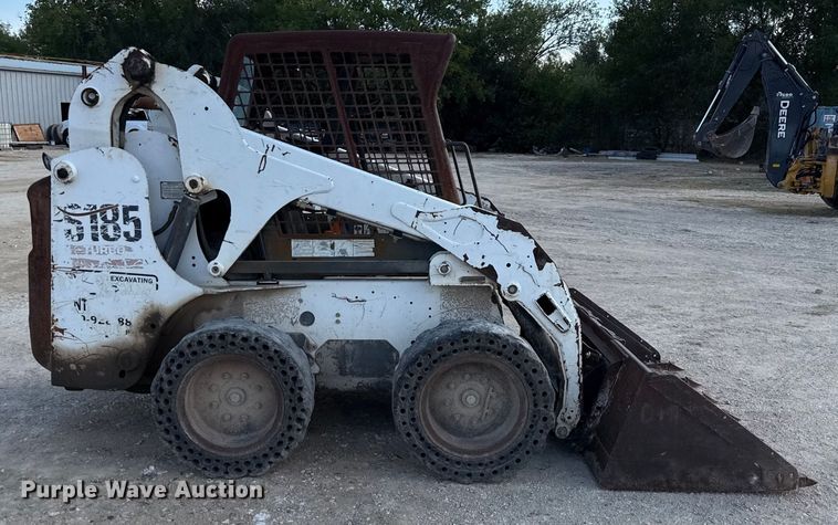 MINI CARGADOR SOBRE RUEDAS 2004 BOBCAT S185