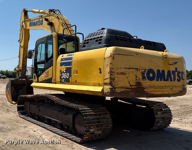 image for item ED5883 2017 Komatsu PC360LC-11 excavator