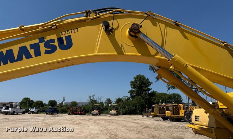 image for item ED5883 2017 Komatsu PC360LC-11 excavator