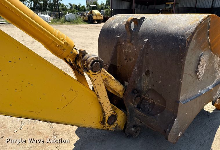 image for item ED5883 2017 Komatsu PC360LC-11 excavator