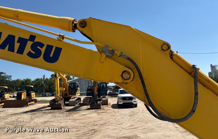 image for item ED5883 2017 Komatsu PC360LC-11 excavator