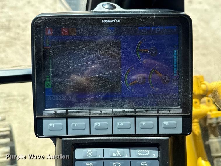 image for item ED5883 2017 Komatsu PC360LC-11 excavator