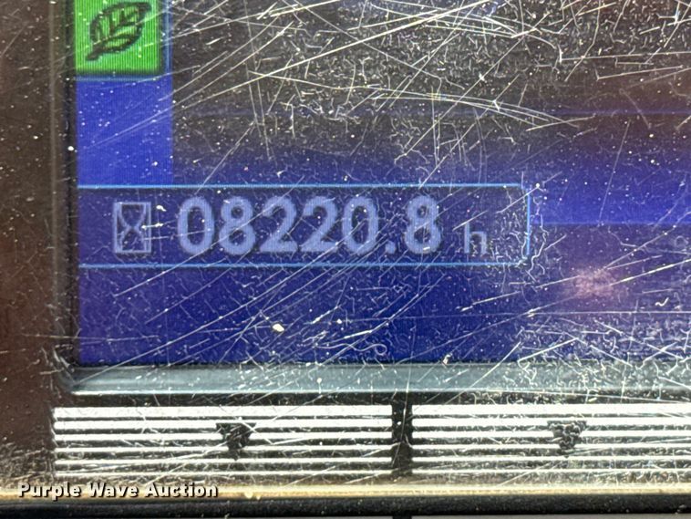 image for item ED5883 2017 Komatsu PC360LC-11 excavator